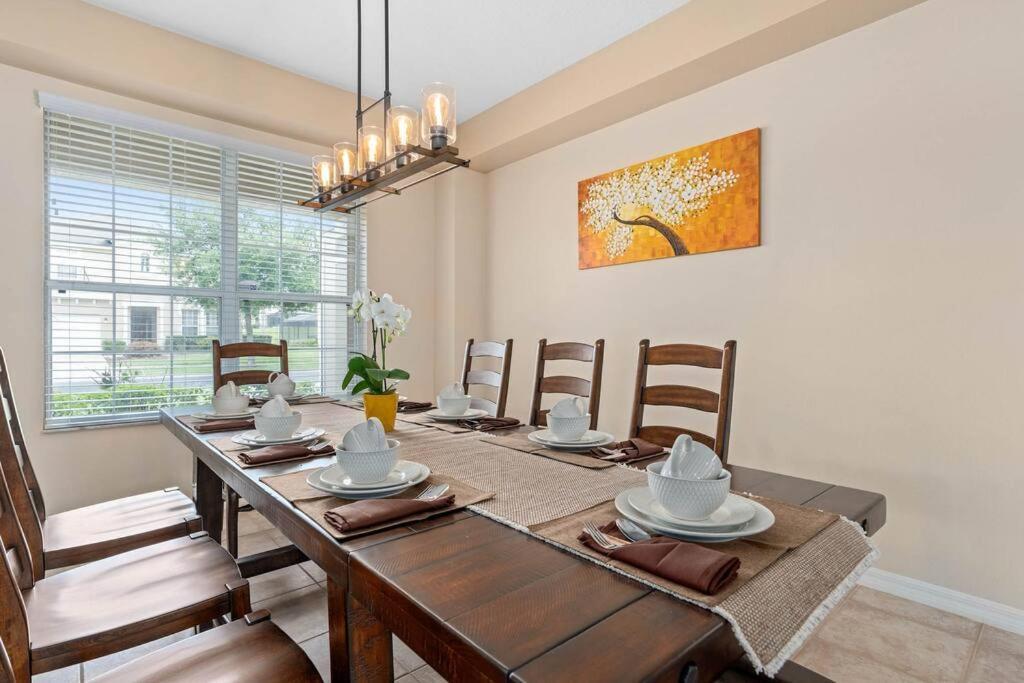 Lakeview W/8 Bedroom 5 Kingsuite 3 Miles To Disney كيسيمي المظهر الخارجي الصورة