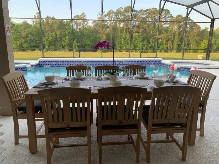 Lakeview W/8 Bedroom 5 Kingsuite 3 Miles To Disney كيسيمي المظهر الخارجي الصورة