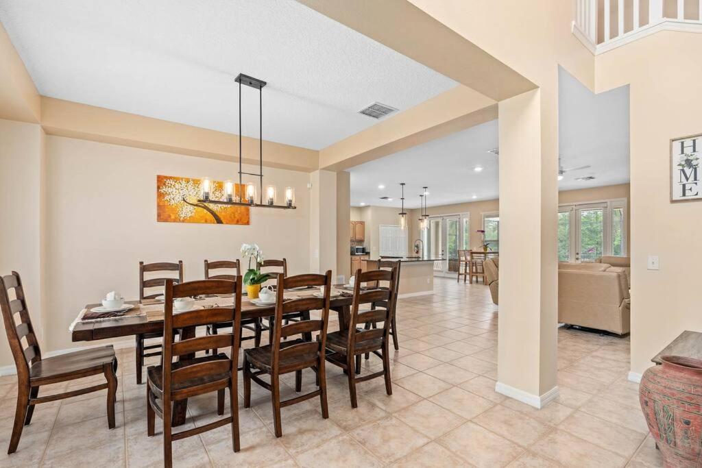 Lakeview W/8 Bedroom 5 Kingsuite 3 Miles To Disney كيسيمي المظهر الخارجي الصورة