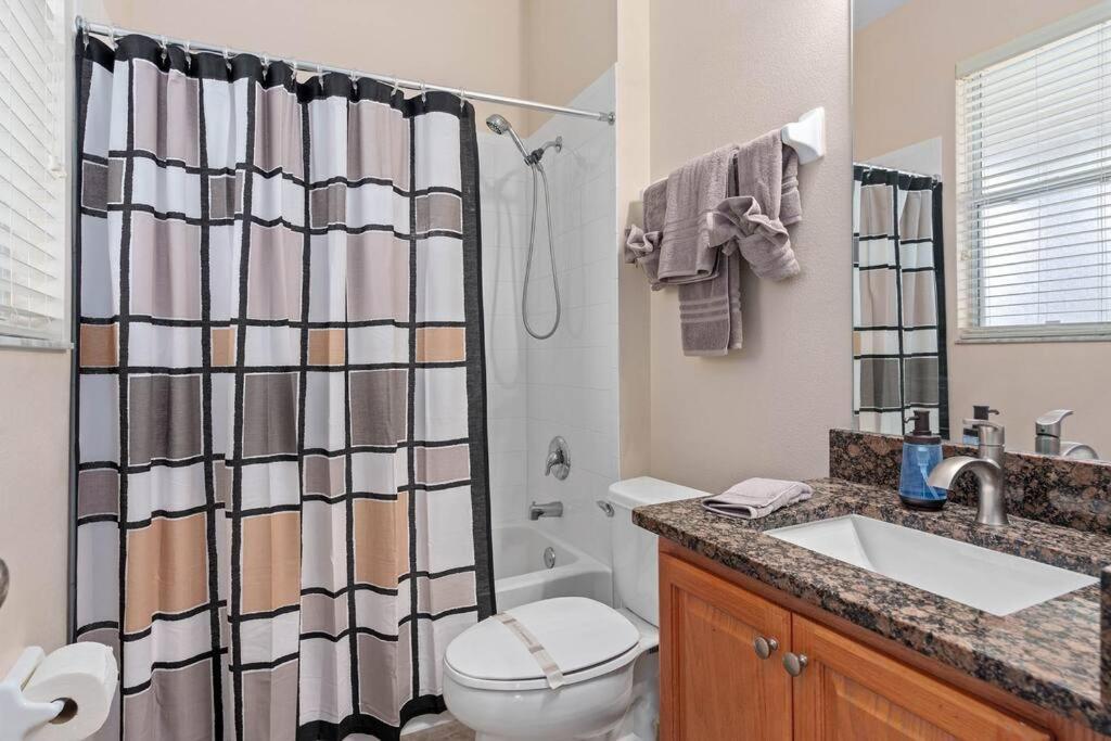 Lakeview W/8 Bedroom 5 Kingsuite 3 Miles To Disney كيسيمي المظهر الخارجي الصورة