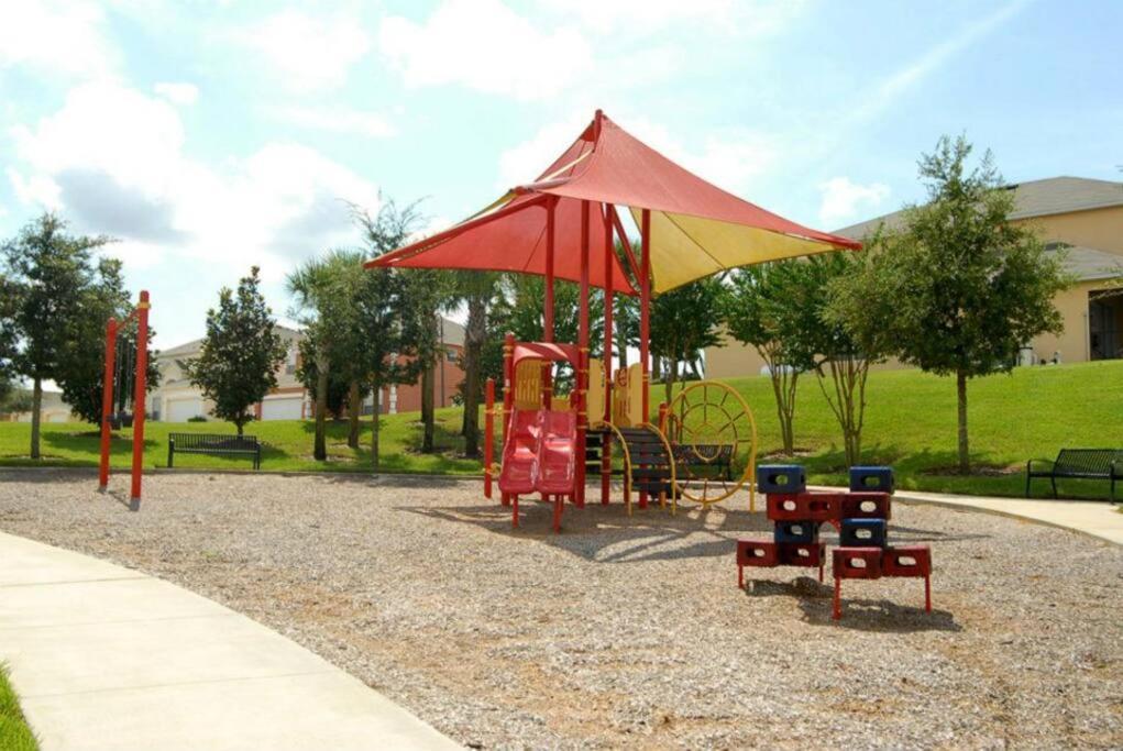 Lakeview W/8 Bedroom 5 Kingsuite 3 Miles To Disney كيسيمي المظهر الخارجي الصورة